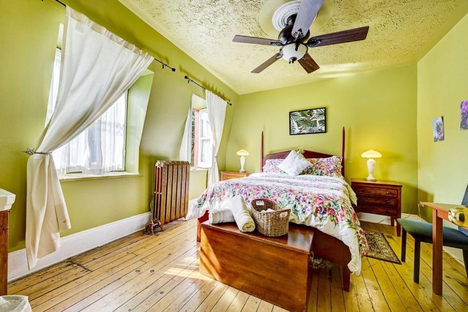 B&B Au Petit Roi Quebec City Exterior photo